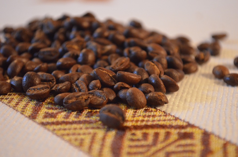 Etiopia: caffè, aiutare i piccoli coltivatori a lottare contro il cambiamento climatico - africaeaffari.it/39155/etiopia-…