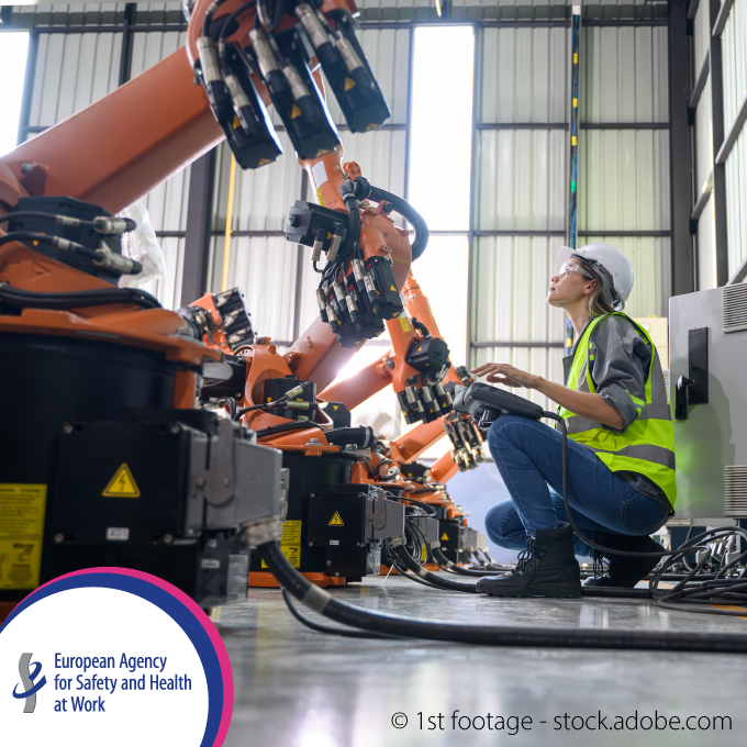 EU_OSHA's tweet photo. 🤖What is the impact of #ArtificialIntelligence for automation of tasks on workers’ safety and health?

🔎 8 case studies covering contexts such as #lifting, #ProductInspection, #trenching, #VisualRecognition are now available on our website.

➡️ https://t.co/wqMoNNrmNX https://t.co/uRvMjkBjba