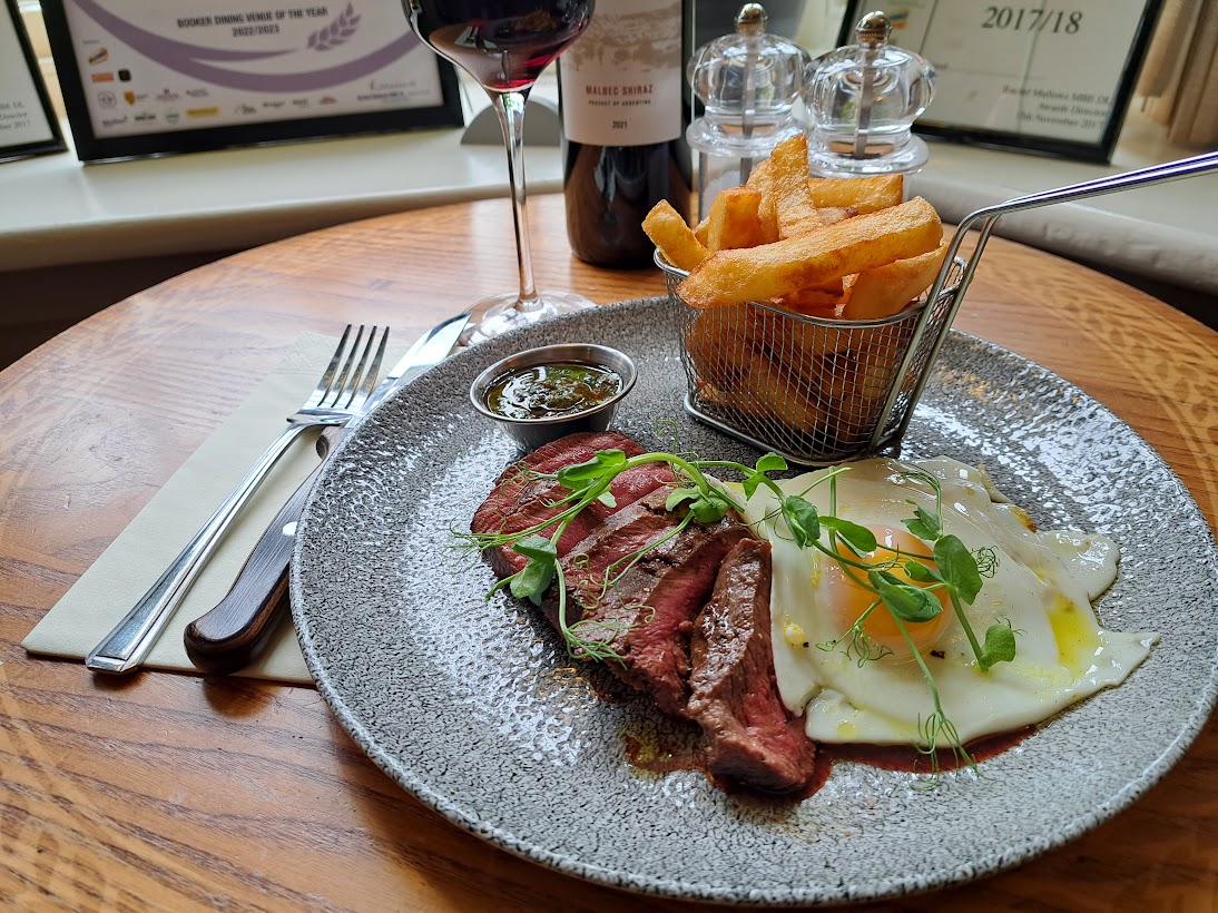 Midweek deal today &amp; tomorrow ~ 2 courses, 2 people, plus a bottle of wine.....just £49 per couple!