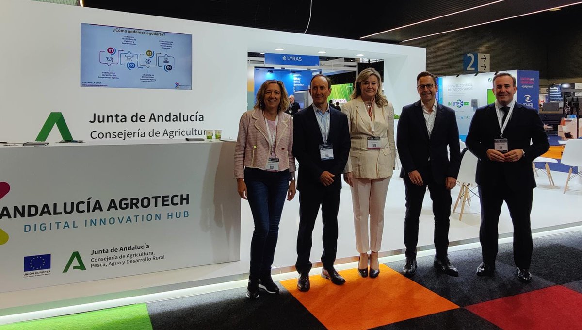 Nuestro CEO <a href="/EnriqueColilles/">EC</a> ya se encuentra hoy en esta nueva edición de la cumbre mundial <a href="/expofoodtech/">Expofoodtech</a> en Bilbao. 

Esta tarde a las 15:30h ofrecerá una ponencia en este #F4F2023, con el tema: 𝘙𝘦𝘨𝘦𝘯𝘦𝘳𝘢𝘵𝘪𝘷𝘦 𝘢𝘨𝘳𝘪𝘤𝘶𝘭𝘵𝘶𝘳𝘦 - 𝘵𝘦𝘤𝘩𝘯𝘰𝘭𝘰𝘨𝘪𝘦𝘴 𝘵𝘰 𝘣𝘦