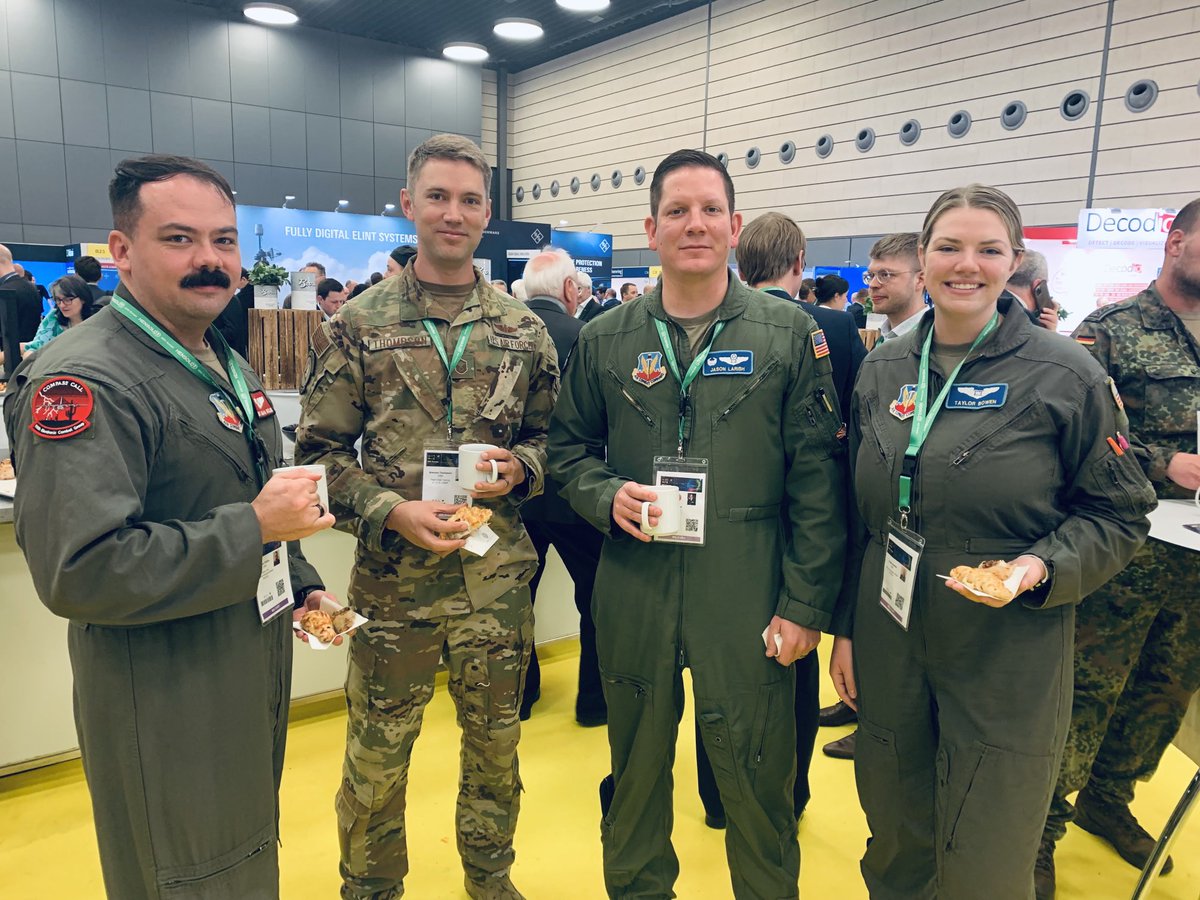 FTCNHost's tweet photo. Great seeing a team from the 55th ECG Compass Call here at AOC Europe in Bonn, Germany. The best counter comms electronic attack system in the world. ⁦@DonBaconNE02⁩ ⁦@JeffFisch⁩ ⁦@AOCrows⁩ https://t.co/5wt1kn4ARg