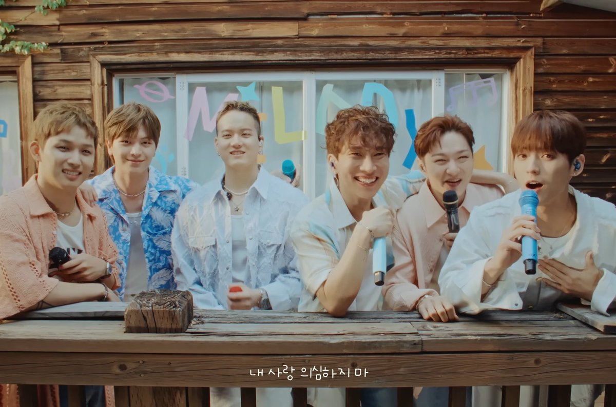 lv_btob's tweet photo. 이뻐 죽겠다.... 나 행복해.. https://t.co/KBqjmhirqU