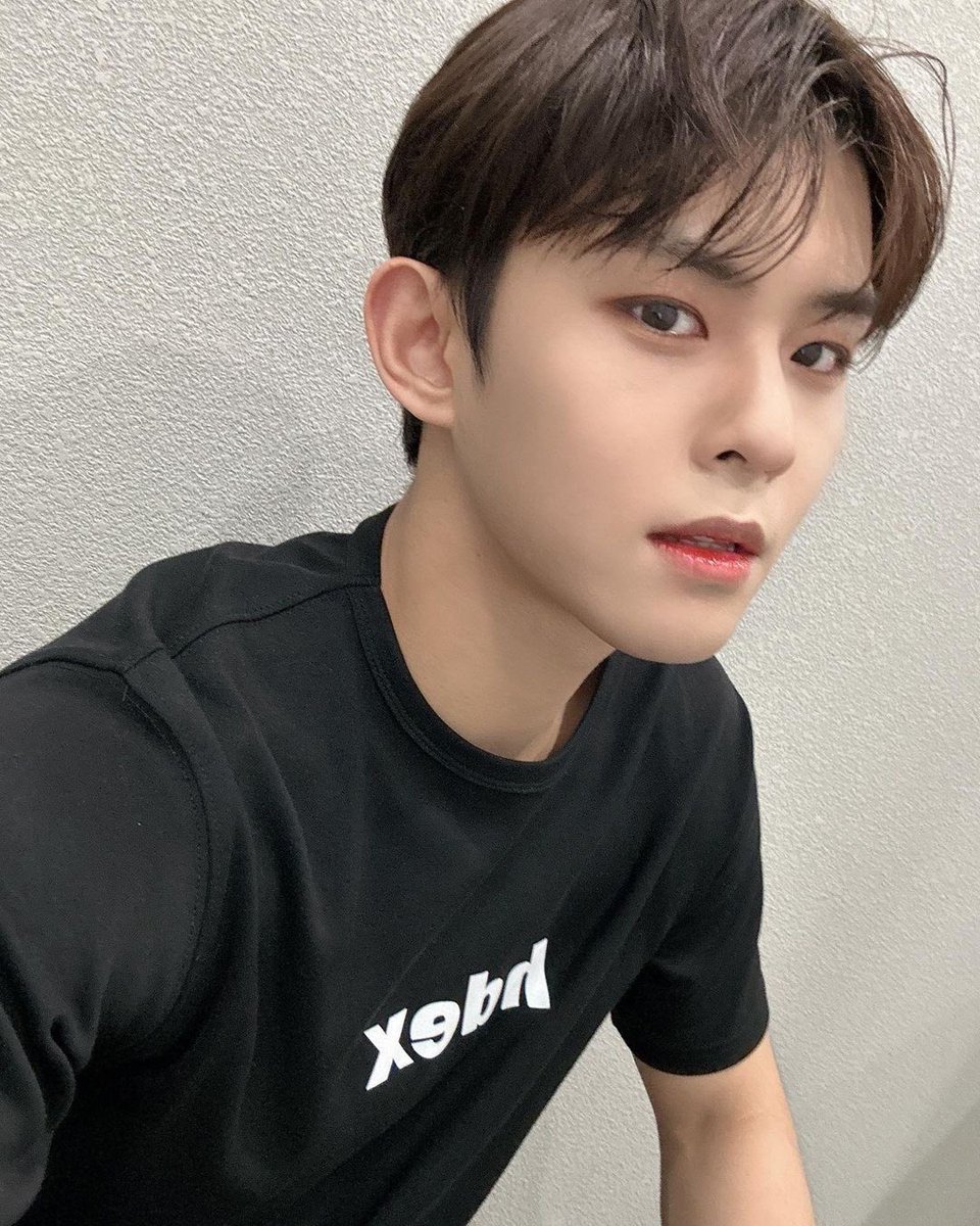geon_archive's tweet photo. 230517 동건이 인스타그램 첫 게시물 🖤

https://t.co/4VjHYpE90Y

#TO1 #티오원 #DONGGEON #동건 https://t.co/svEGLZNFCJ