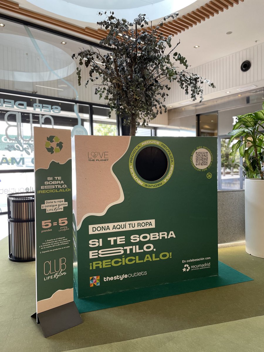 Madrid_Style's tweet photo. ♻️💚¿No es el #DíadelReciclaje el mejor momento para darle una segunda vida a tu ropa?
Hasta el 31 de mayo puedes reciclar prendas que no uses y llevarte puntos extra del #ClubLifeStylers para acumular y ganar grandes premios.
Busca el contenedor en los centros #TheStyleOutlets https://t.co/9cimrupeu1
