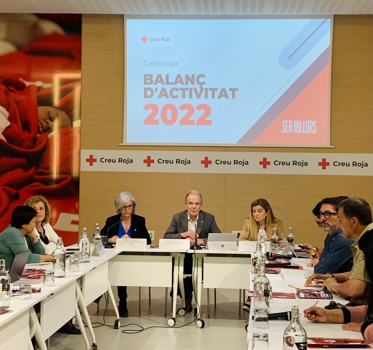 CreuRojaCAT's tweet photo. 📢Avui presentem el balanç d’activitat de 2022, un any molt especial durant el qual hem commemorat el 150è aniversari de l’arribada de la Creu Roja a Catalunya. https://t.co/hCzywNUl5x