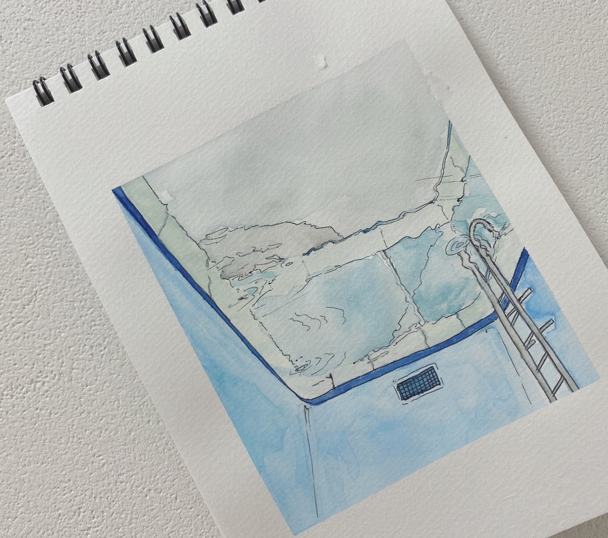 wp_i0l's tweet photo. 絵の具楽しい！練習します
21世紀美術館行った時の🐋
#水彩絵の具　#イラスト https://t.co/dBd8sqJ5OU