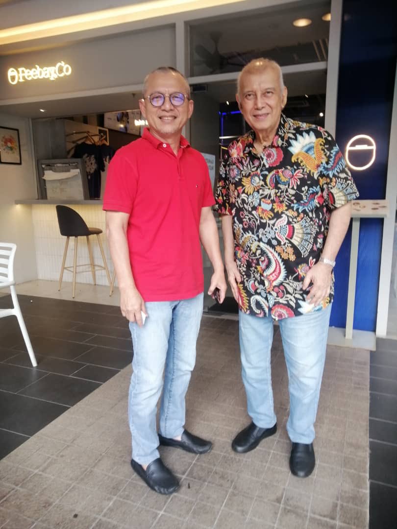 RahimRTC's tweet photo. Pertemuan dan perbincangan dgn Ketua Penerangan Bersatu, Yb Dato Razali Idris di Publika, KL tengah hari ini...
Dari interaksi ini, nampaknya gerak kerja penerangan Bersatu dlm menghadapi cabaran prn telah pun mula disusun sebaiknya bg mencapai prestasi maksima dan optima bg PN ! https://t.co/fBYoacyAjo