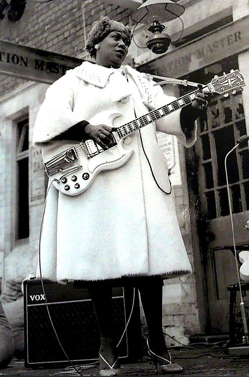 #SisterRosettaTharpe     🇺🇲
   '   D i d n ' t    I t    R a i n  ?   '
            [  l i v e   1. 9 6 4  ]
  •   youtu.be/Y9a49oFalZE   •