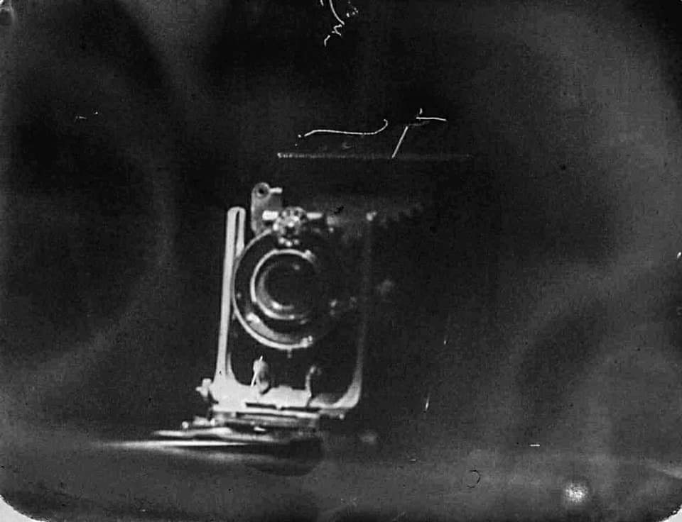 SiddiquiAhmed68's tweet image. Image captured on a dental radiogarphic film... #experimentalart
Taken with Mamiya 645 pro Tl 📷 develop at home.