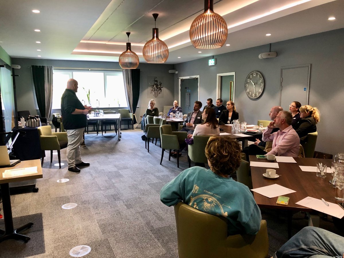 _Oakleaf's tweet image. We had a great quarterly meeting for Oakleaf’s Mental Health Leaders Network yesterday, kindly sponsored by @sbsatsurrey. A big thank you to all of our member companies who attended. If you would like to find out more about the network, you can do so here: oakleaf-enterprise.org/mental-health-…