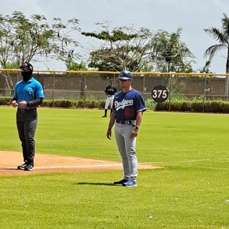 RFEBS's tweet photo. Adrián Escolano cierra esta semana su visita a la academia de Los Ángeles #Dodgers, de @MLB, en la República Dominicana ⚾️

Ha aprovechado el programa de desarrollo de entrenadores de la #RFEBS y el #CNEBS para visitar las instalaciones y aprender de entrenadores profesionales 👏🏻 https://t.co/pBXlG78q5I