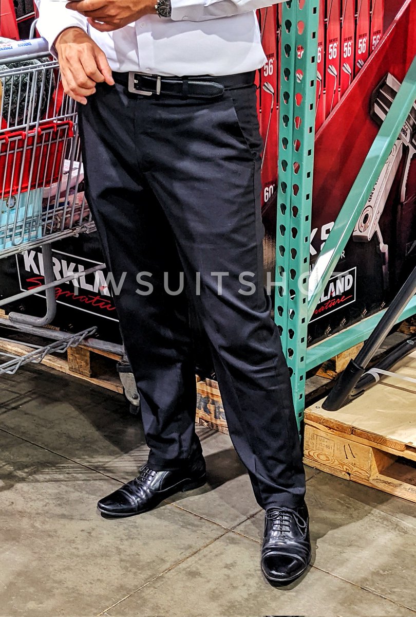 大家想看的「右下」

#襯衫 #西裝 #西裝男 #異男 #皮鞋 #鞋襪 #街拍 #異男？