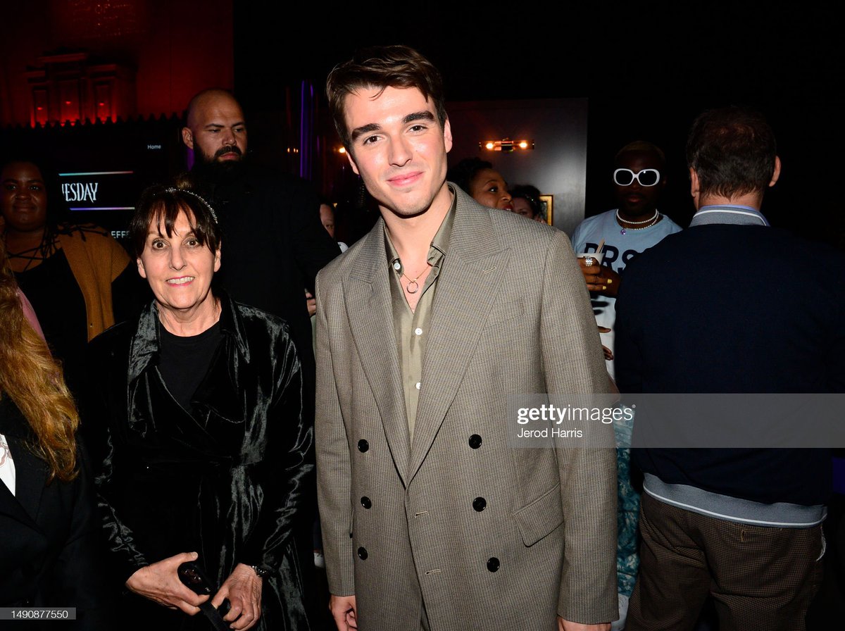 CoreyMylchDaily's tweet photo. 📸 | Corey at the Netflix's FYSEE An Evening with Queen Charlotte #coreymylchreest #QueenCharlotte https://t.co/swqq4wmnAP