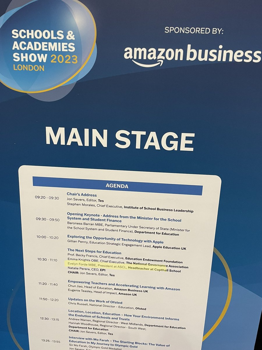 Super day networking and investing in me <a href="/SAA_Show/">Schools & Academies Show</a> and seeing some familiar faces too! <a href="/BELSBarnet/">Barnet Education & Learning Service</a> #SchoolBusinessLeader <a href="/ISBL_news/">ISBL</a>