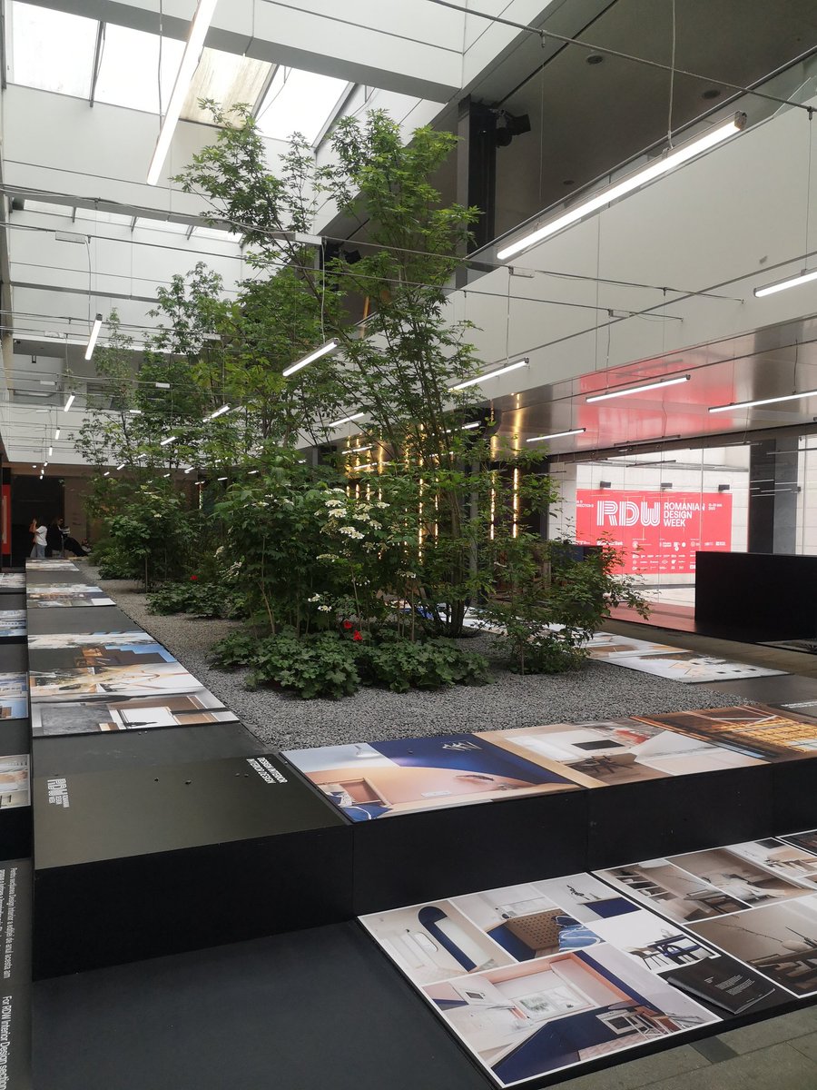 BucharestVibes's tweet photo. If you're in #Bucharest until May 28 you have the opportunity to visit an exhibition promoting Romanian design for free inside Amzei market.
@rodesignweek is open to the public every day. 🤩
#bucharestvibes #romaniandesign #exhibition #visitbucharest https://t.co/F9NK7ptpIF