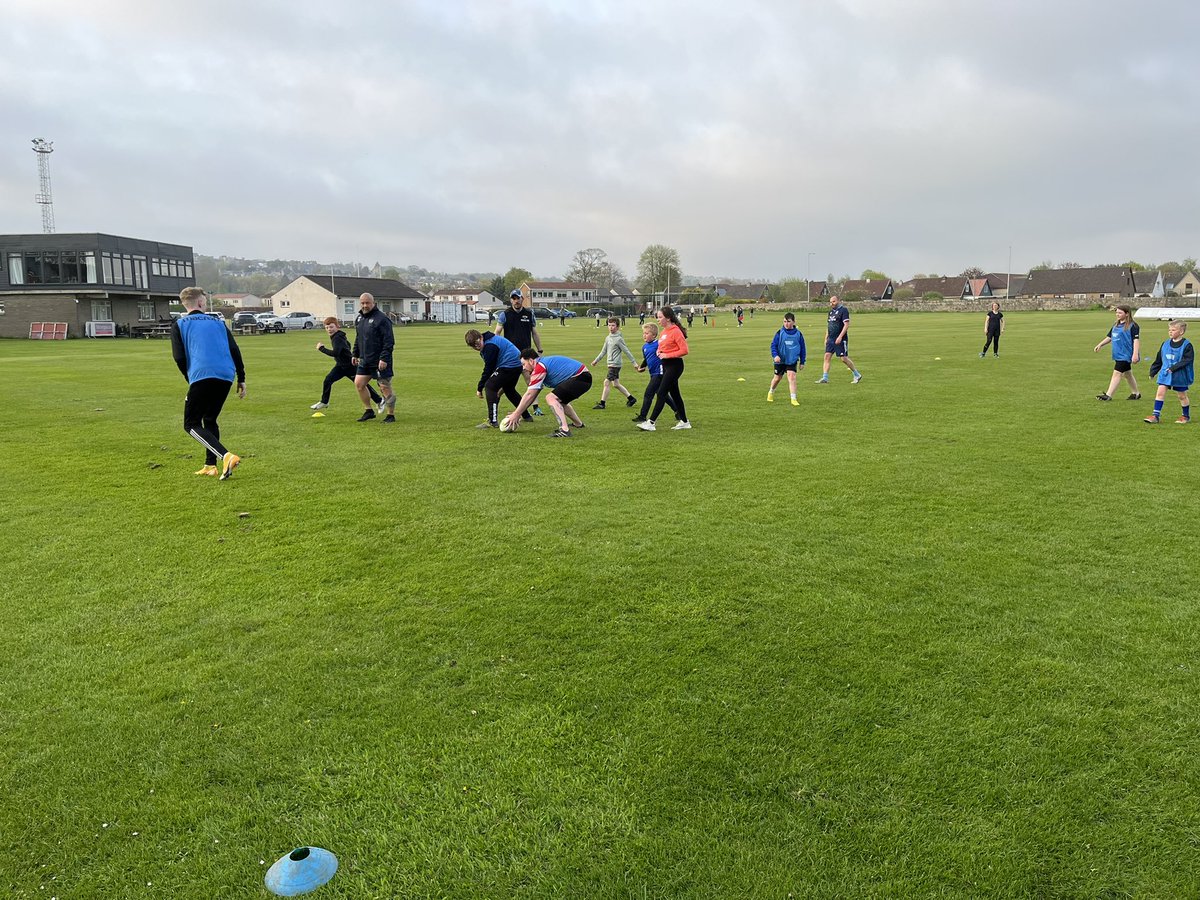 MattWilsonRugby's tweet photo. Great start to @Tartan_Touch over the first 2 weeks with 39’people in attendance week 1 and 69 people in week 2, great range of ages and ability on show at both sessions!

#TartanTouch 
#DunfermlineRFC
#ScottishRugby https://t.co/Otul8cY9S2