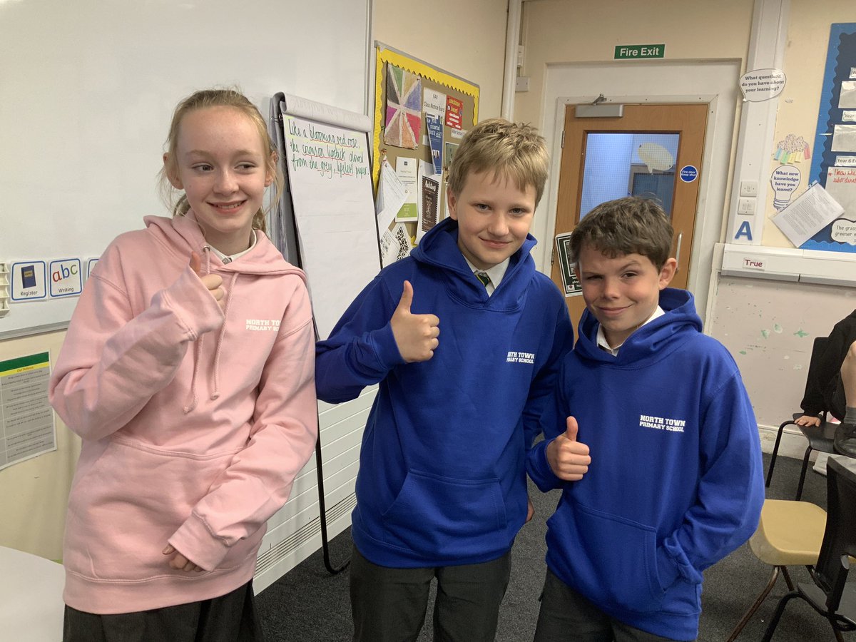 NorthTown6AV's tweet photo. 🧁For Cake Sake🧁

Cake sale!

On Thursday 18th May at 3:30pm after school.
We will also be selling them at lunchtime.

We will be selling a range of cakes such as cupcakes, cakes, and our famous Make A Cake.

Make your own cake or customise an existing one!

See you there!! https://t.co/YwDEcTByD0