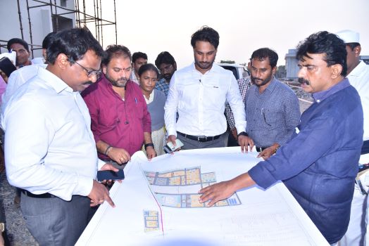 andhranewstoday's tweet photo. యావత్ కృష్ణాజిల్లాకే మణిహారం మచిలీపట్నం వైద్య కళాశాల
https://t.co/yX2tn3K5C2 https://t.co/nYq1OnojCT
