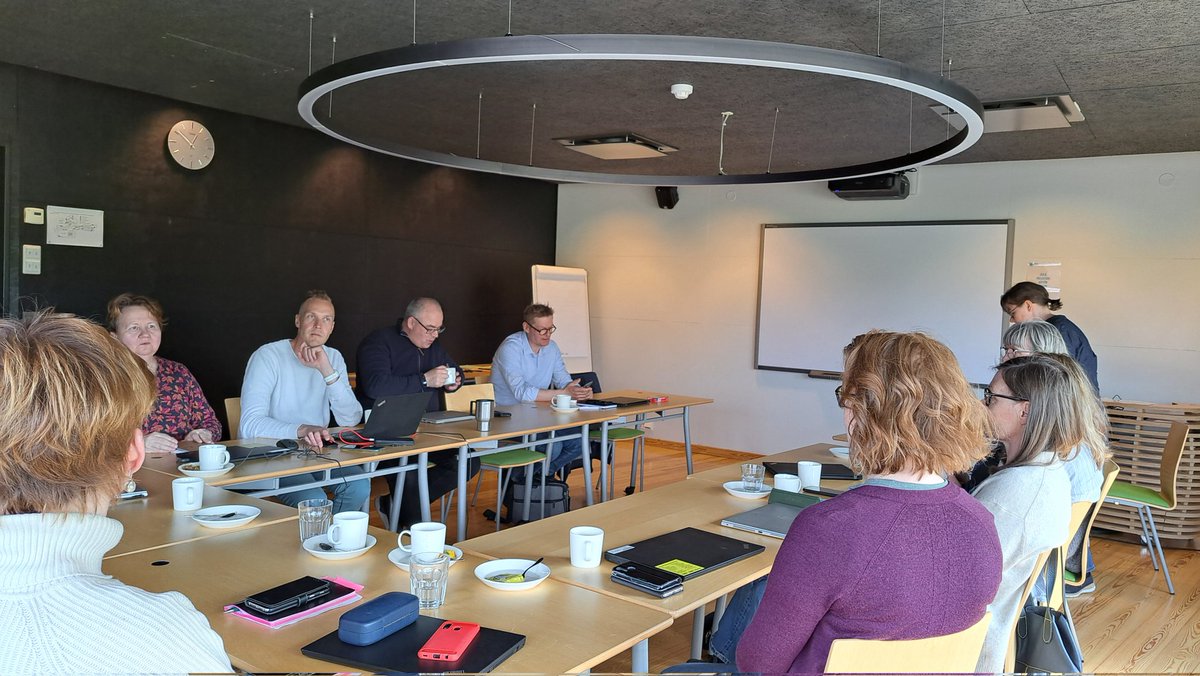 Tänään @oamk_telu luonnonvara-alan koulutuksen kehittämispäivä Limingan luontokeskuksessa. Koulutuspäällikkö <a href="/jokaaria/">Jouni Kääriäinen</a> rytmitti päivää kohti laadukasta opiskelijakokemusta.