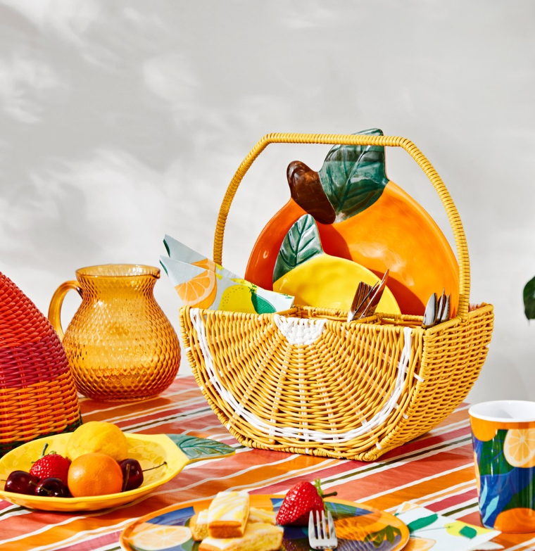 KilnerWayRetail's tweet photo. When life gives you lemons, have a picnic! 🍋

#homebargains https://t.co/P3qmG6Pc4M