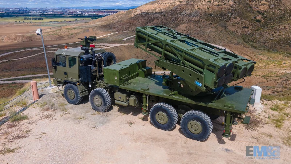 Next Iveco España showcases the SILAM based on the Iveco 8x8. The armament for those unaware is from Elbit Systems, called PULS (multi-purpose universal launching system). #FEINDEF23