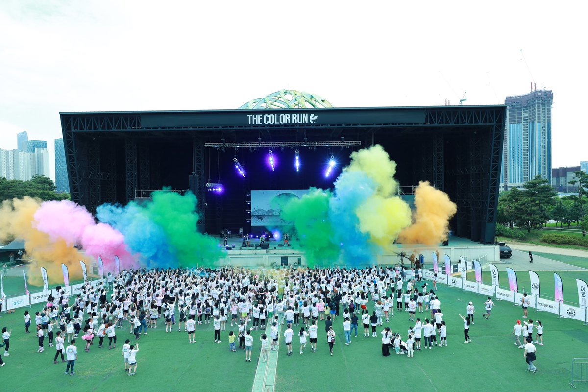 thecaptainrock's tweet photo. 컬러런 크라잉넛 🌈🏃🏻♀️🏃🏃🏻♂️
2023.5.13
#컬러런 #크라잉넛
#더컬러런 #thecolorrun #cryingnut https://t.co/qGVfN1WpOm