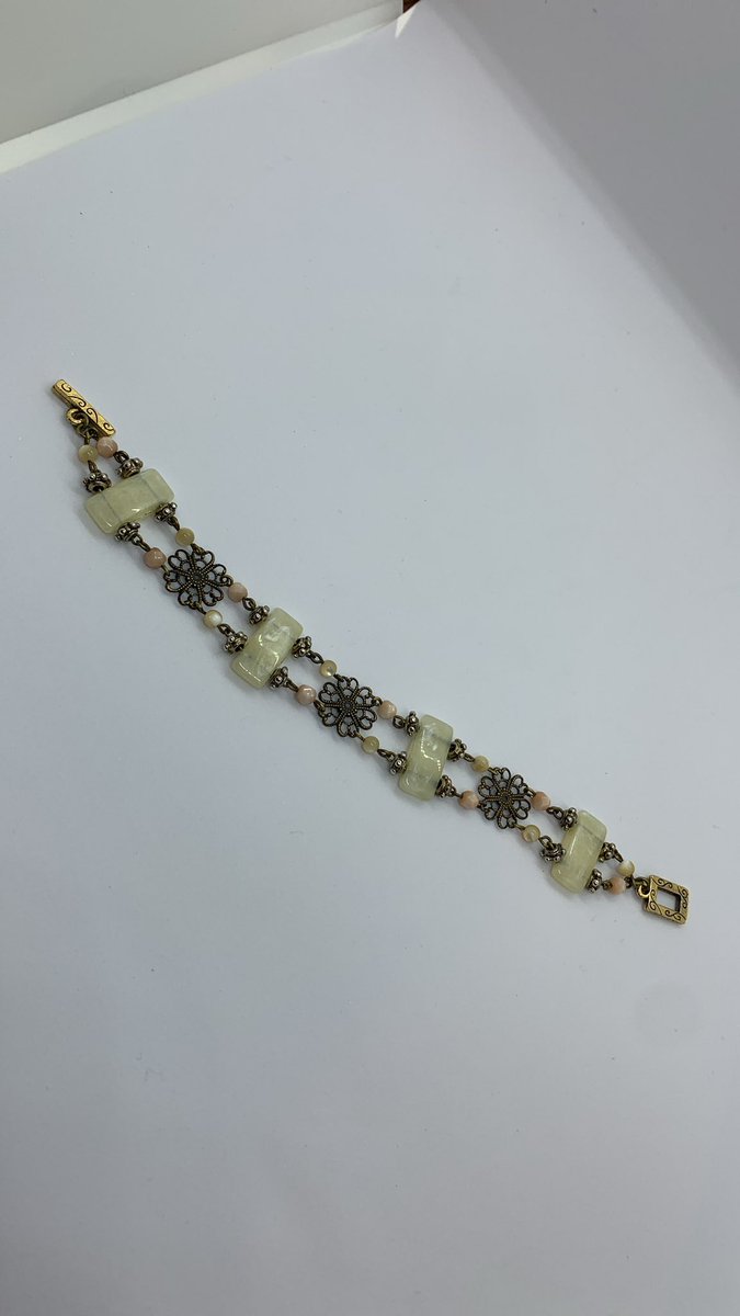 lucca0416's tweet photo. #handmade
#blacelet
#accessories
lucca lois
handmade
ケセラセラ
#天然石ホワイトオニキス
ホワイトオニキスのチョーカーに合わせて
ピンワークは結構好きなんですね。 https://t.co/EGLOoYUvKu