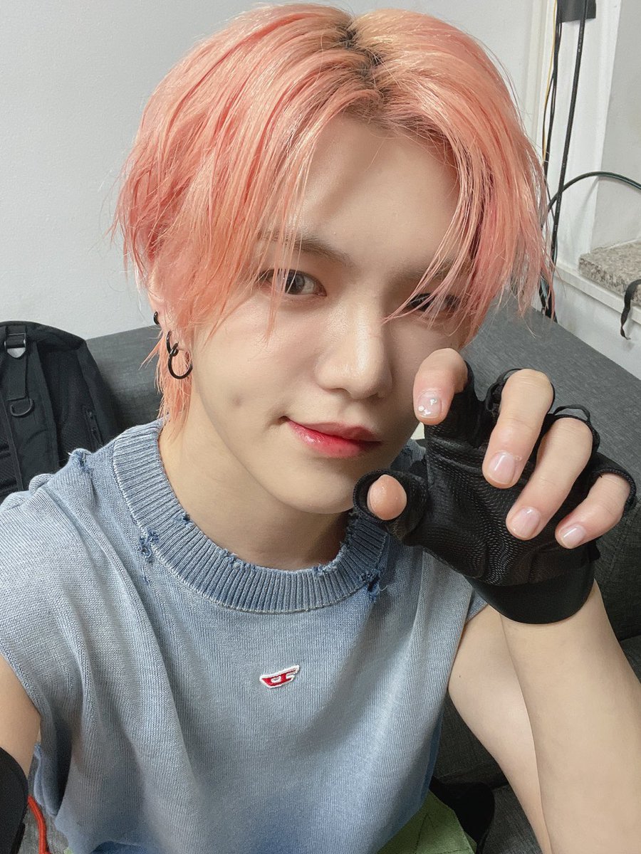 [📸]
COLOR DANCE WITH VERIVERY💜

#베리베리 #VERIVERY #VRVR
#Liminality #EP_DREAM 
#Crazy_Like_That