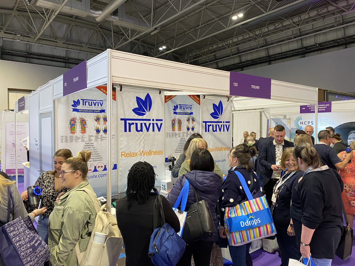 PrimaryCareShow's tweet image. A very busy exhibition floor this morning! 

#PrimaryCareShow #PCPH2023