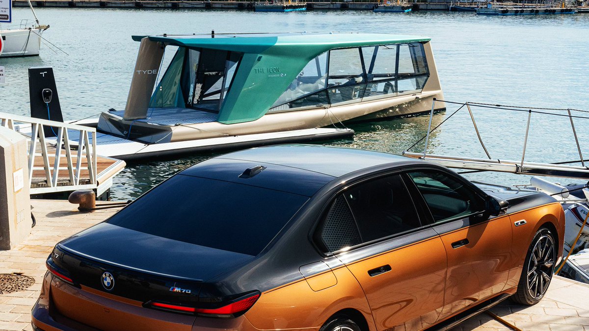 BMW's tweet photo. BMW Group Designworks and TYDE presents THE ICON.

Offering next level innovation in emission-free mobility on water.

Experience THE ICON completely 👉 https://t.co/2aoLGGsKXk

#TheArtofSeeingTomorrow #THEICON #BMWxCannes https://t.co/XmkefpSDkY