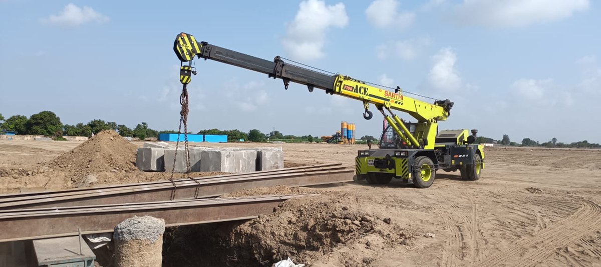HolisticTechno's tweet photo. 📷📷 Construction is moving full steam ahead, bringing us closer to a state-of-the-art transportation hub. Stay tuned for more updates on this exciting project! #BhesanMetroDepot #SuratMetro #bhesanmetro #construction #htpl #holistictechno #workinprogress #htpl #construction https://t.co/synzzo9oDG