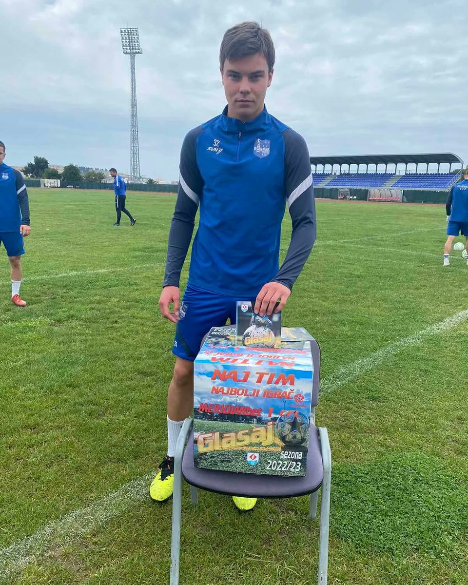 spfcg1's tweet photo. Igrači FK Mornar iz Bara pridružili su se akciji glasanja za NajTim i Najboljeg igrača Meridianbet I CFL sezona 2022/2023;
Više fotografija na linku ispod:
https://t.co/Yo5D4ZTFAf https://t.co/bfmfMLnHWz