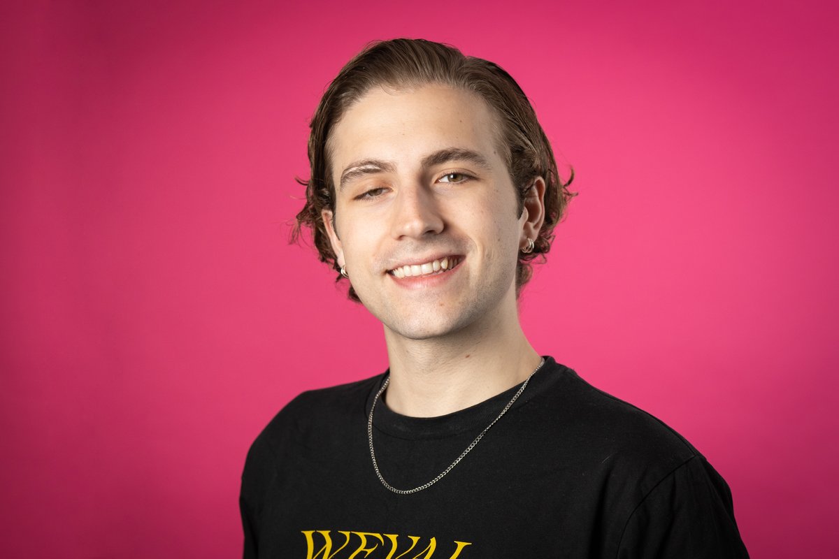 DreamingFish's tweet image. 🚨 Introducing our newest recruit, Giulio!🚨Giulio joins the DF team as our #MotionGraphicsDesigner. Born in Spain, Giulio is fluent in Spanish and in his spare time, he loves writing, illustrating and animating his cartoon web series, Bad Habits. Welcome Giulio!👏🏼🎉⭐️