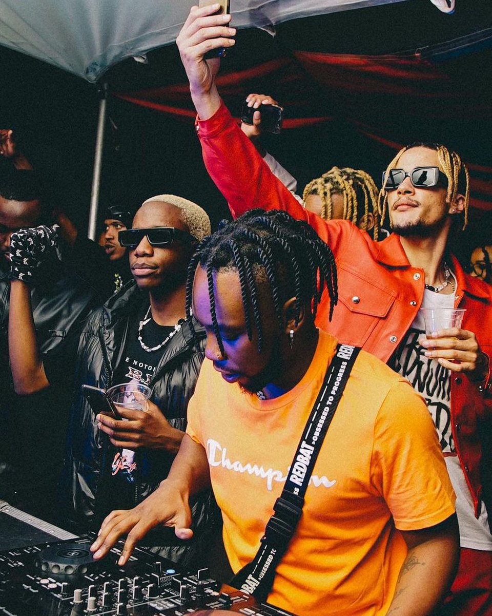 HypeMagazineSA's tweet photo. 🚨 Prepare to be blown away as @NOTBENJAMIN_ assembles an all-star lineup the highly anticipated $TREETFE$T IX. Headlining acts #nastyc, #loatinoverpounds, #bighash and #moneybadoo will be gracing the stage on 3 June 2023.
More surprise acts will be announced so stay tuned ! https://t.co/KniXOsiD9d