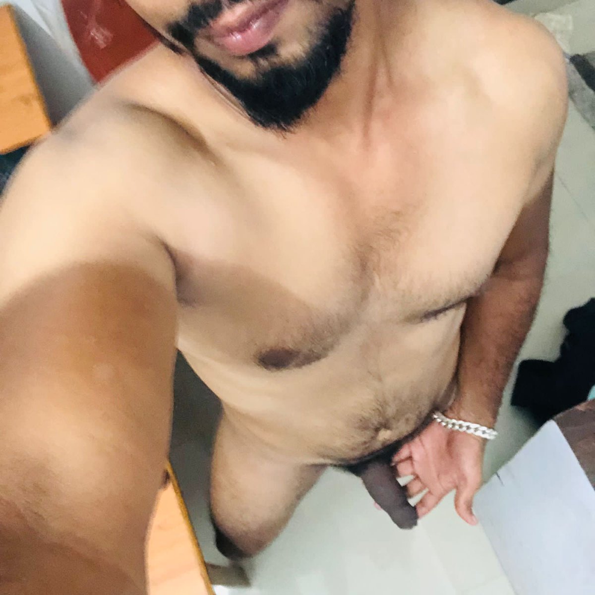 Kunalsimgh2's tweet photo. Mere Bhai ka dost,jab bhi ata he., Sex ho hi jata he ek baar 🫣🫣💪🏻💪🏻 https://t.co/yk4NojJqtP