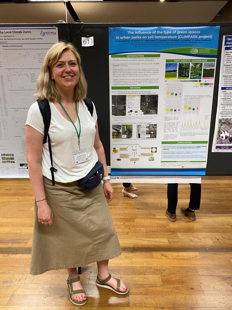 igsopas's tweet photo. Our colleagues (Climate Research Department) are presenting the results of #Climpark project on 23rd International Biometeorological Congress in USA #ICB2023. Thermal sensations at beautiful campus of @ASU are completely different from conditions in Poland, 38ยฐC in the shade ๐ https://t.co/zbeRZqYyRS