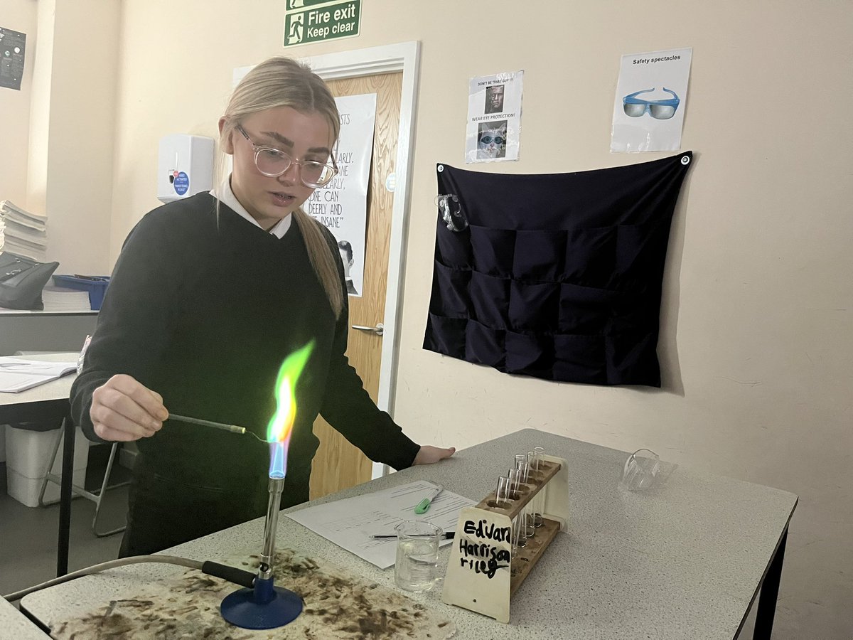 Another triple group identifying ions with Mr B. #identifyingions #flametests #aqachemistry #requiredpractical