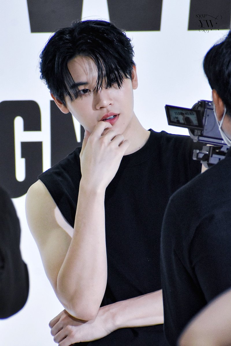 snap_yw's tweet photo. 17.05.23

ยอมแพ้ให้กับคุณ🥲🫶

#TEAMWANGdesign #THEORIGINAL1 #Club21thailand #yinyin_anw @yinyin_anw https://t.co/L8GvlATvKW