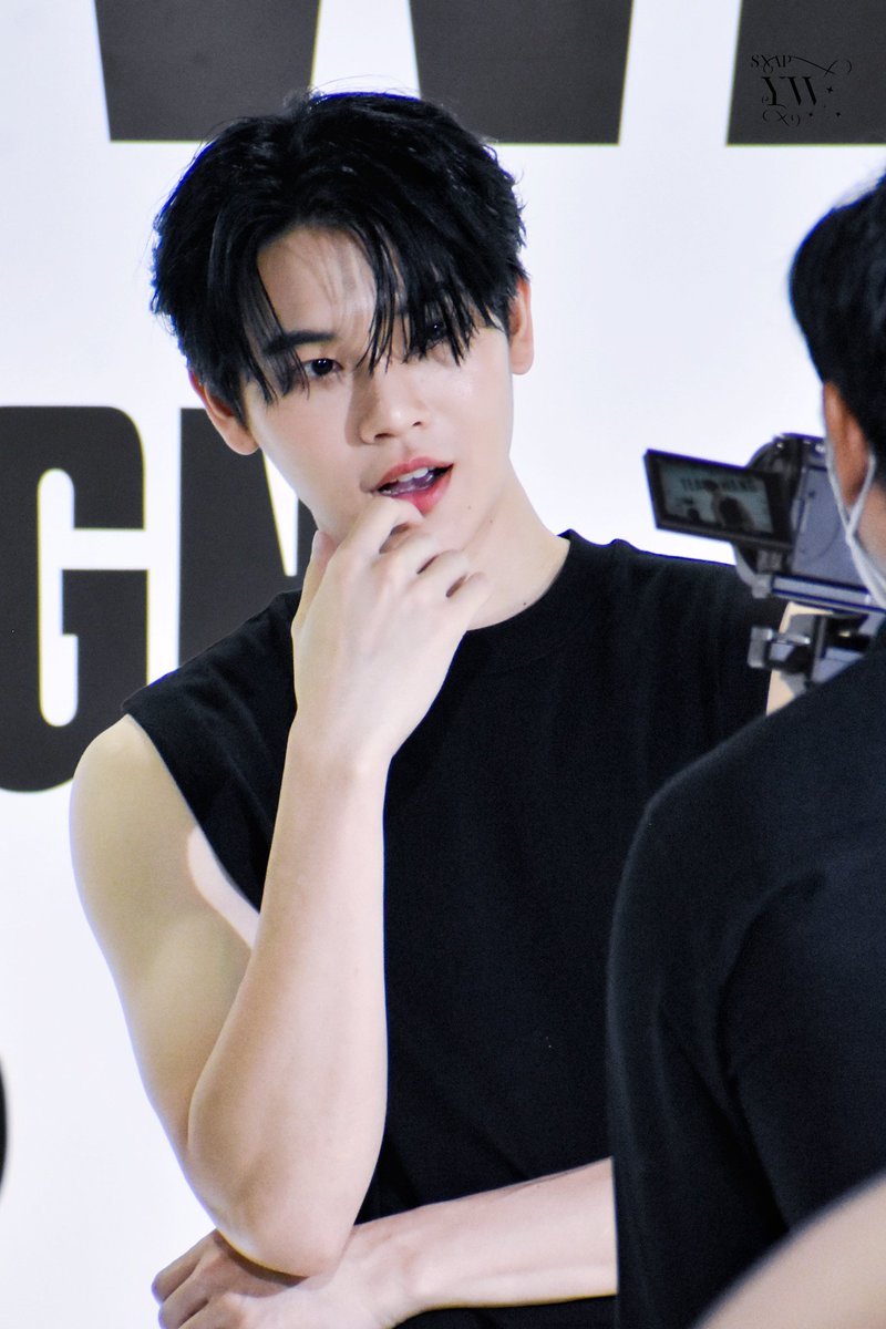 snap_yw's tweet photo. 17.05.23

ยอมแพ้ให้กับคุณ🥲🫶

#TEAMWANGdesign #THEORIGINAL1 #Club21thailand #yinyin_anw @yinyin_anw https://t.co/L8GvlATvKW