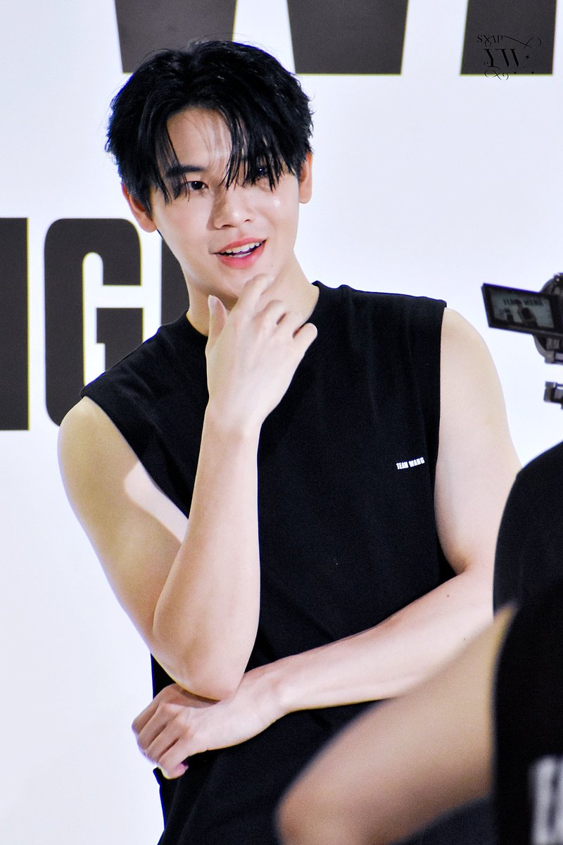 snap_yw's tweet photo. 17.05.23

ยอมแพ้ให้กับคุณ🥲🫶

#TEAMWANGdesign #THEORIGINAL1 #Club21thailand #yinyin_anw @yinyin_anw https://t.co/L8GvlATvKW