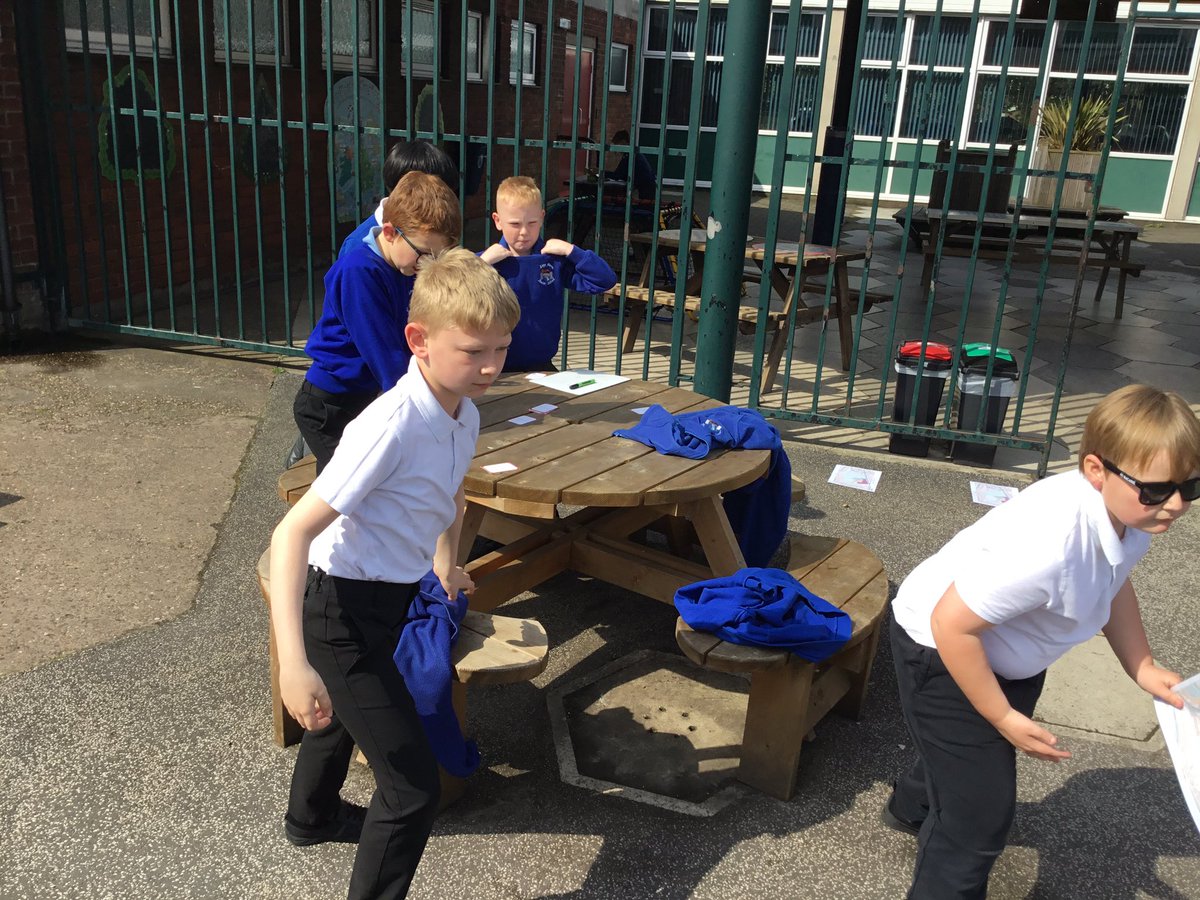 LeysFarm's tweet photo. What a fabulous start to the morning. Outdoor Orienteering for Class 4W this morning. Many skills being developed alongside map reading skills. Great way to begin #NationalNumeracyDay #LFJSPE #LFJSMaths https://t.co/Qzjgi6278C