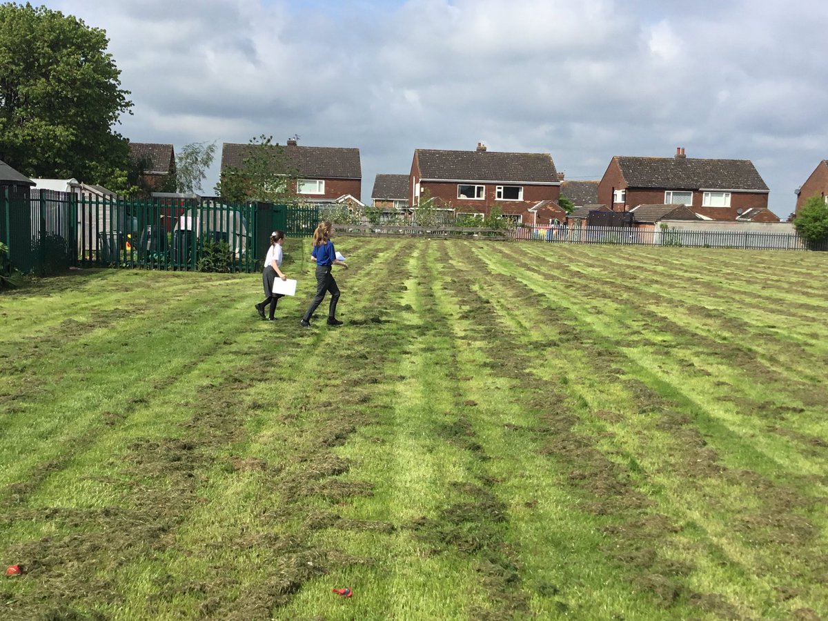 LeysFarm's tweet photo. What a fabulous start to the morning. Outdoor Orienteering for Class 4W this morning. Many skills being developed alongside map reading skills. Great way to begin #NationalNumeracyDay #LFJSPE #LFJSMaths https://t.co/Qzjgi6278C