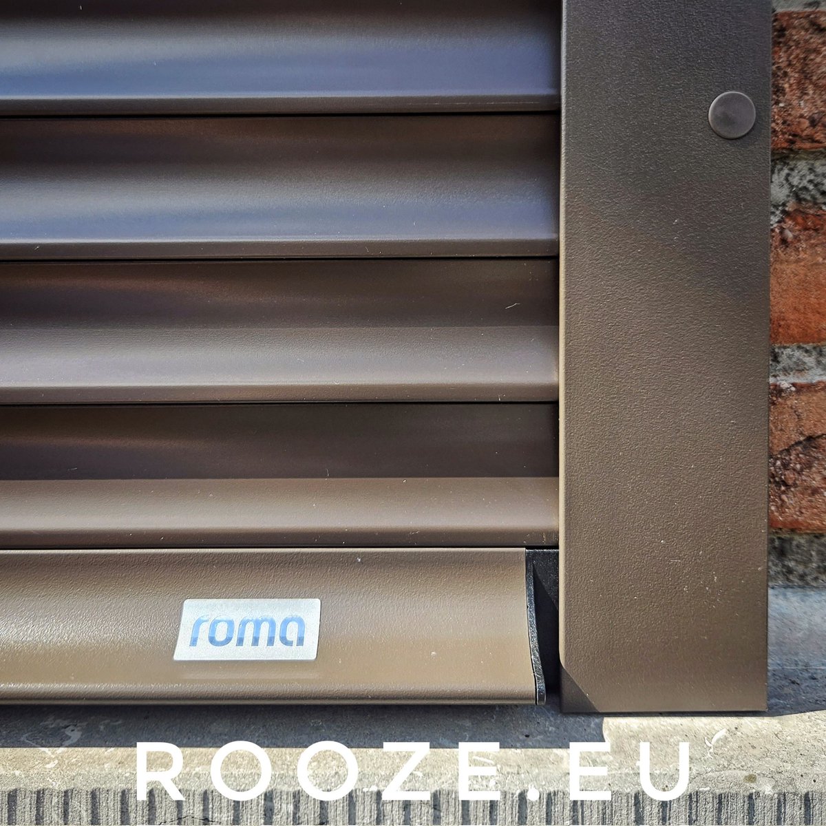 roozebjornbvba's tweet photo. Woning voorzien van 21 Roma voorzetrolluiken met Somfy RS100 io motoren Alles aangestuurd met de Tahoma app. 😍😍
#somfy #somfyexpert #rooze #voorzetrolluik #romabenelux #roma #isoleren #rolluiken #roma #voorzetrolluik #veiligheid #rolluikenopmaat https://t.co/09UIM34OEH