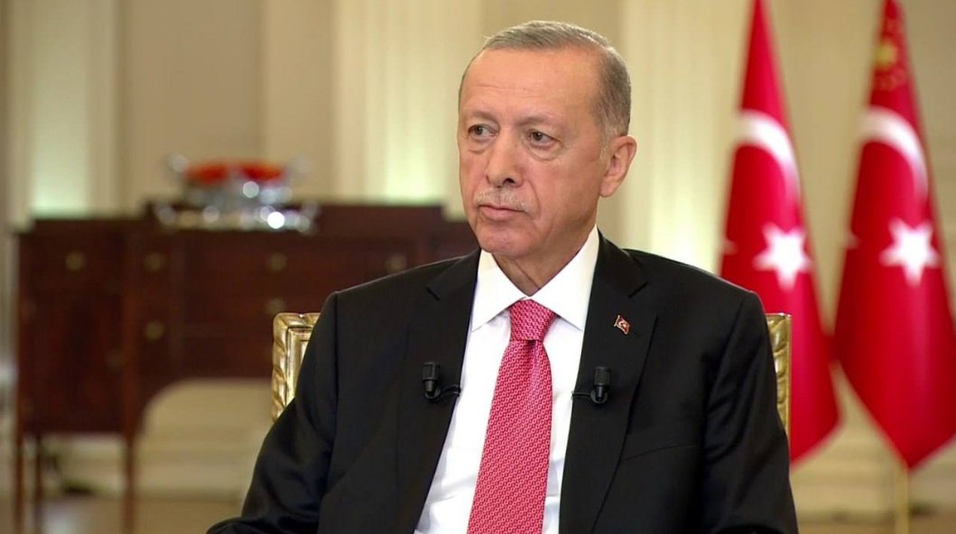 Cumhurbaşkanı Erdoğan, CNN Türk Yayını'nda: 

Yurt dışındaki vatandaşlarımız büyük bir katılımla sandığa gideceklerdir, gitmelerini özellikle rica ediyorum. Onlara çok güveniyorum.
 #carsamba #17Mayo #17maggio #Cannes2023   #hayadata #YSKİtirazSueresiniUzat  #hayadata #sonsatos