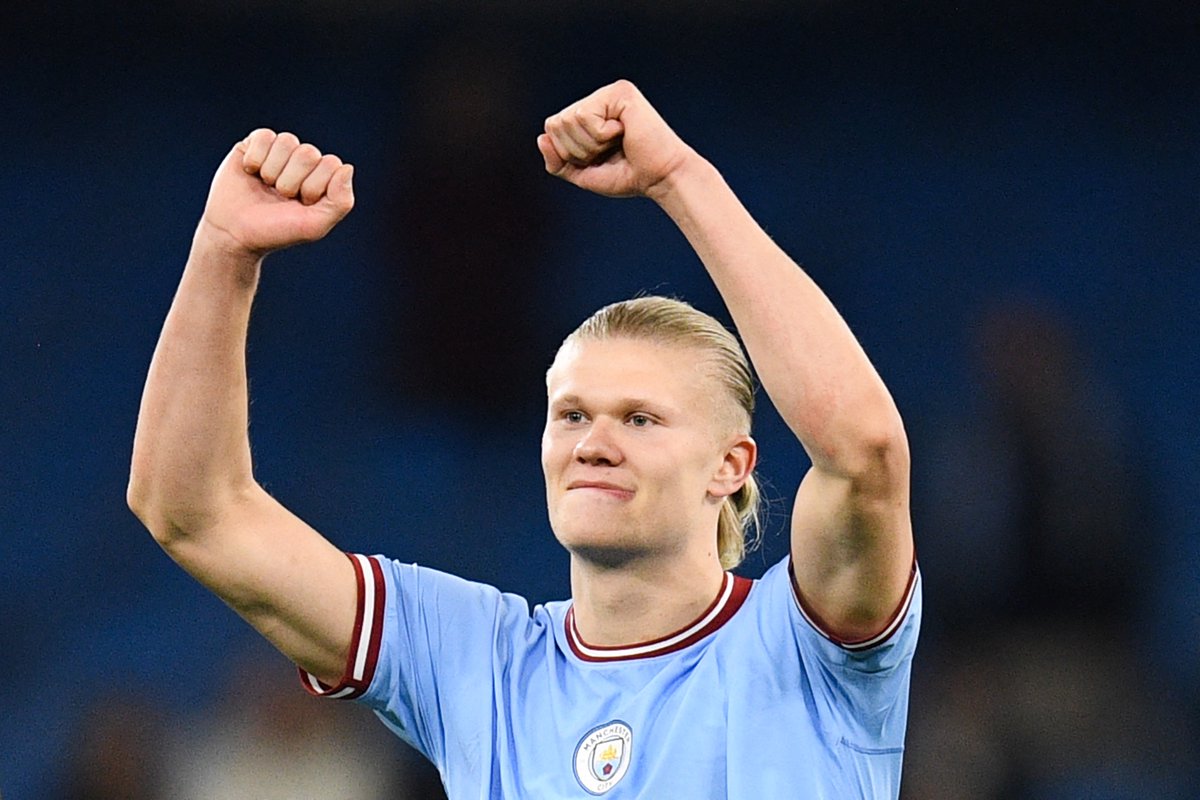 FabrizioRomano's tweet photo. Haaland’s agent Rafaela Pimenta: “The release clause into Haaland’s contract is a mystery, it reminds me of the Treasure Island. No one knows… I like it!”, told MD. 🔵 #MCFC

“Clause removed after Pep signed new deal? No comment on contracts. We had many stories about that…”. https://t.co/RQsQJ9gL1n