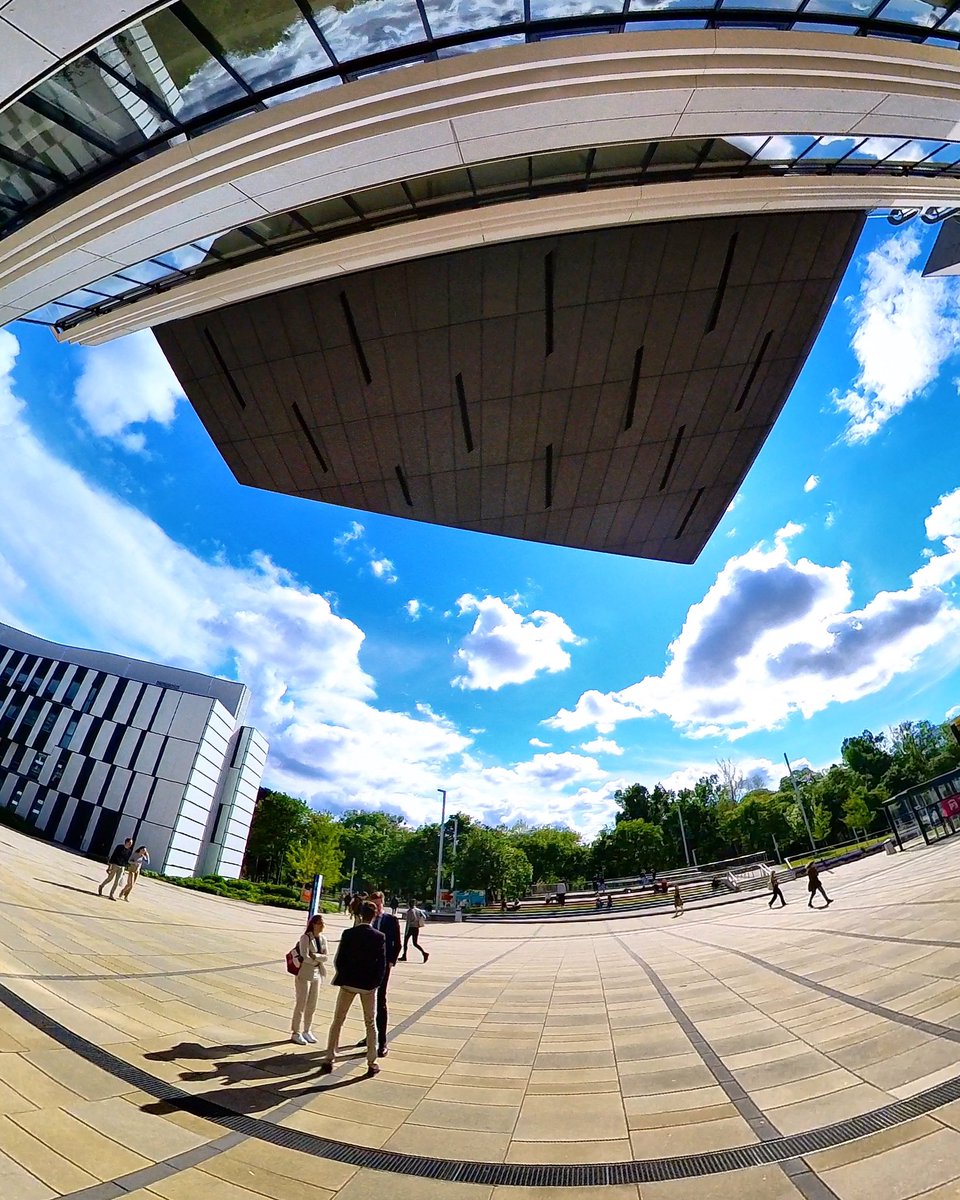 sanjinjukic's tweet photo. #wucampuswien #wucampus #vienna #wien #prater #zahahadid #zahahadidarchitects #insta360 #chatgpt #climatechange #inflation #wienmalanders https://t.co/zIrM7feL1U