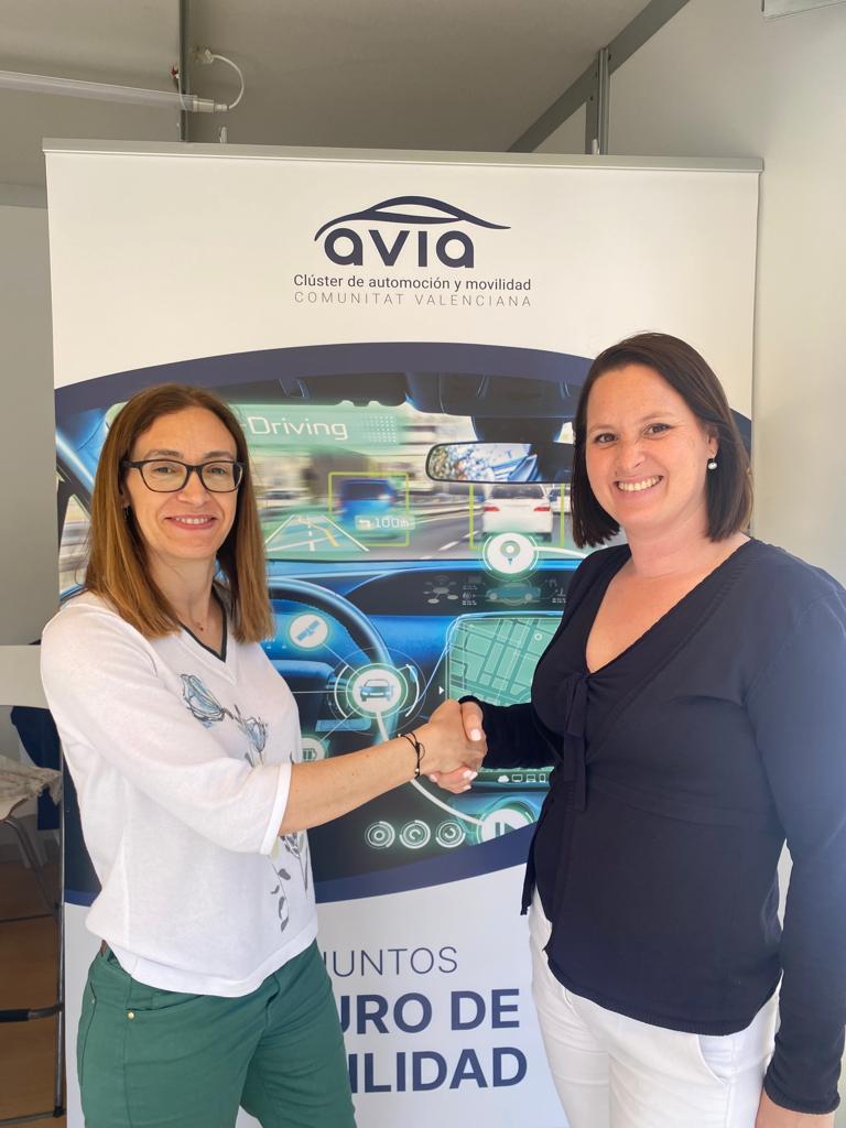 Avia_automocion's tweet photo. 🗣 Jackie Sánchez-Molero será la nueva gerente de #AVIA a partir del lunes.

🚘 Sánchez-Molero ya es una conocida del sector, gracias a su papel como directora del @Mobility_Vlc
Elena Lluch ha estado al frente de AVIA los últimos 13 años

https://t.co/xlvofzkxkB
 #automoción https://t.co/w2IHF2CSeq