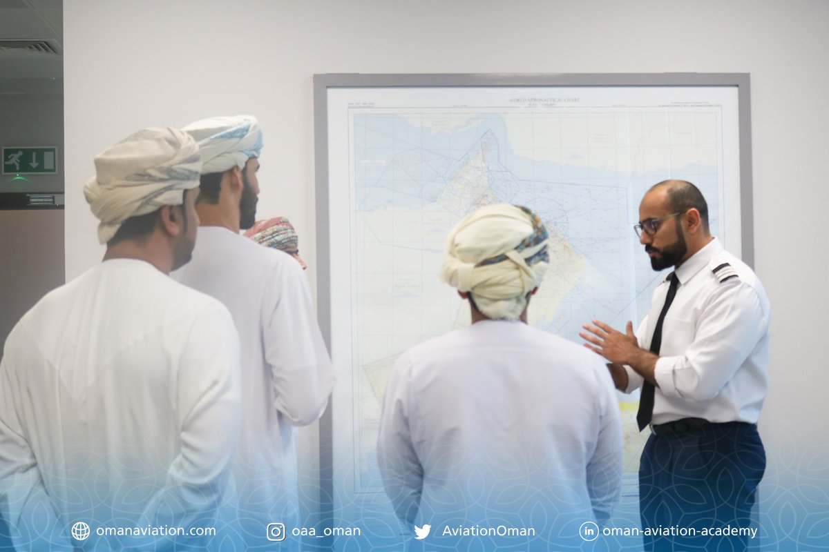 AviationOman's tweet photo. تعزيزًا لسُبل التعاون بين القطاع الخاص والمؤسسات الحكومية المختلفة، قام فريق من مكتب محافظ شمال الباطنة @BatinahN_gov وفريق من وزارة العمل @Labour_OMAN بزيارة لأكاديمية عمان للطيران للاطلاع على مرافقها والتعرف على البرامج التدريبية ،والبحث عن فرص الشراكة والتعاون بين القطاعين https://t.co/LquxDdjRWh