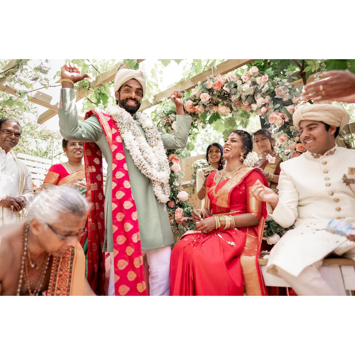 There's no beating genuine wedding moments like this!

#wedding #photography #Indianweddings #indianceremonies #weddingmoments