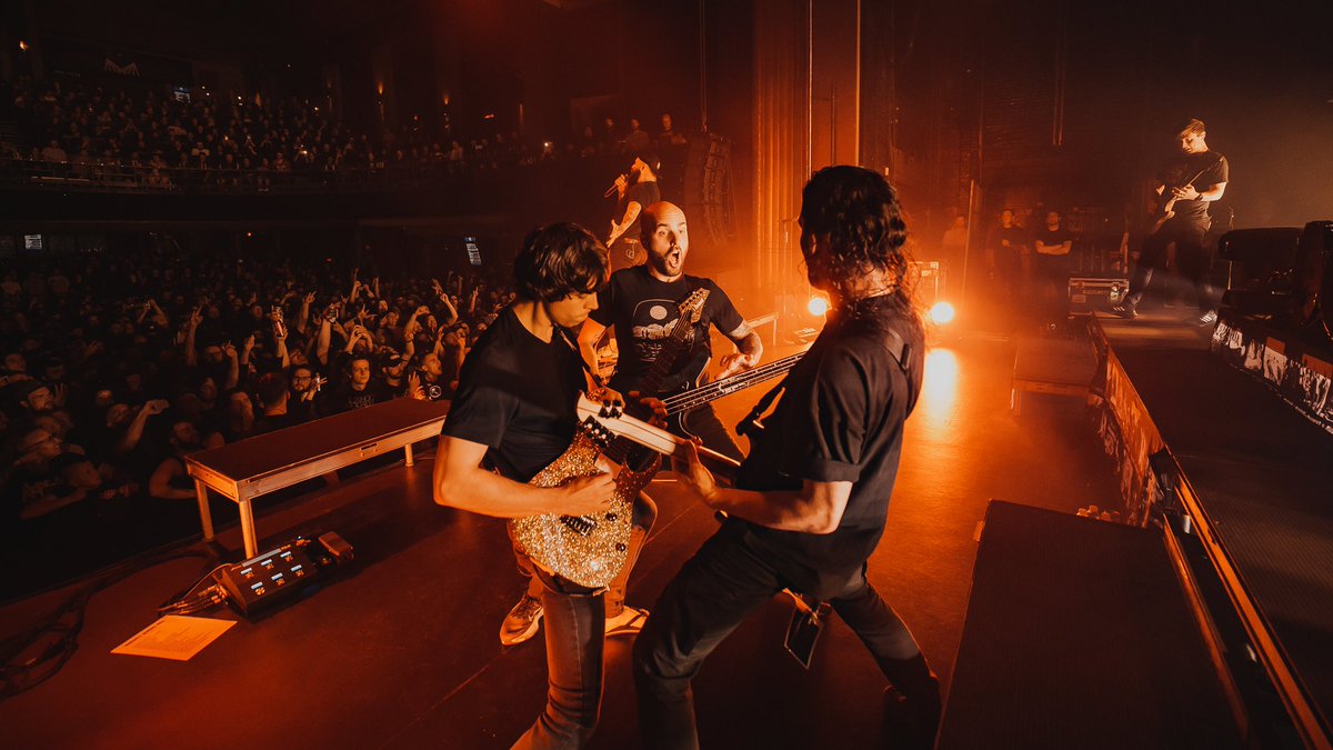 Steven Jones tweet media